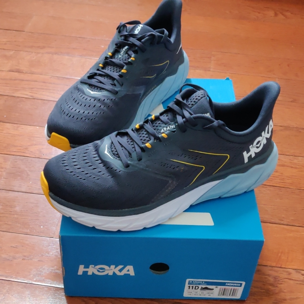 Hoka Arahi 5